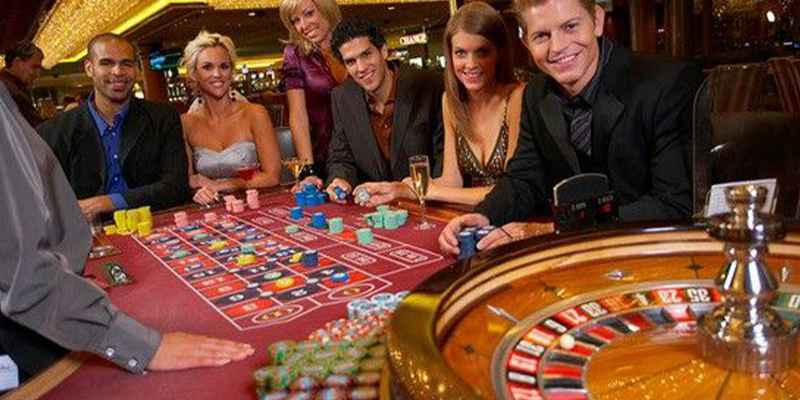 Chiến Lược Chơi Hiệu Quả Tại Live Casino UW88